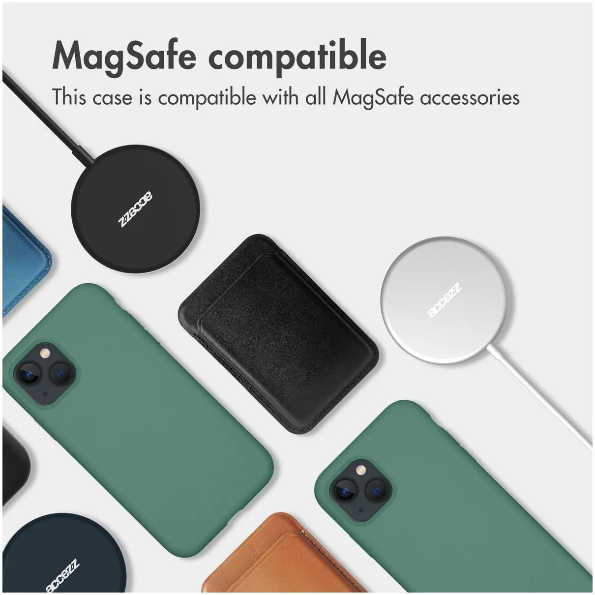 Accezz Liquid Silicone met MagSafe voor Apple iPhone 13 Groen