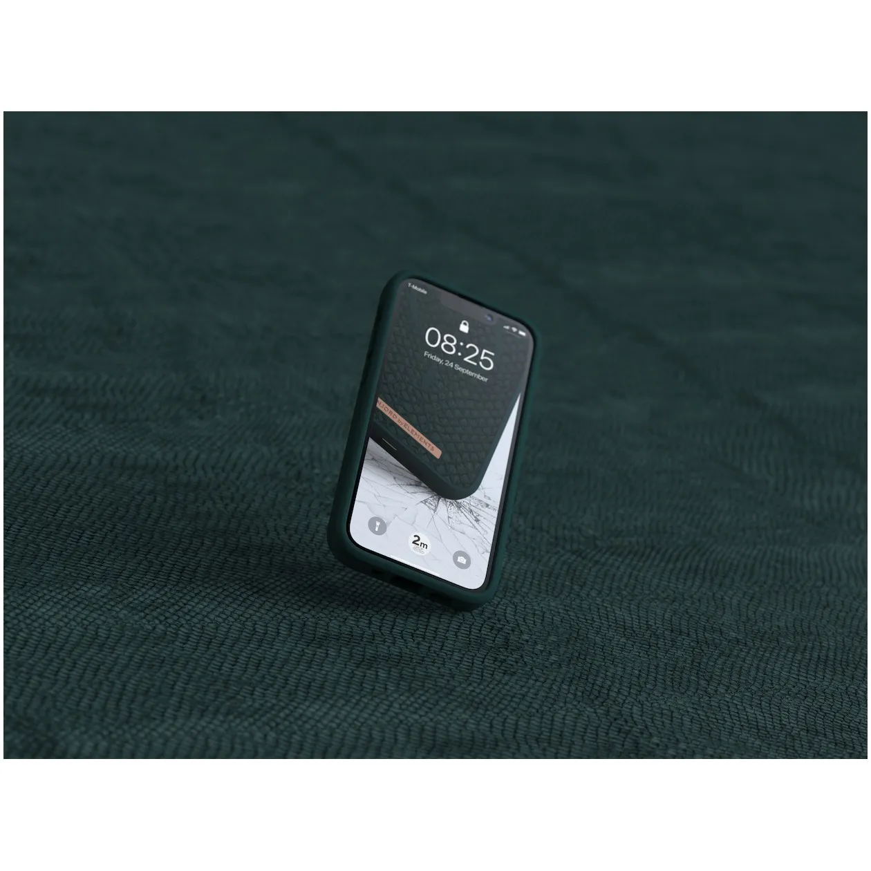 Njord Jord Cover voor Apple iPhone 13 Mini Groen