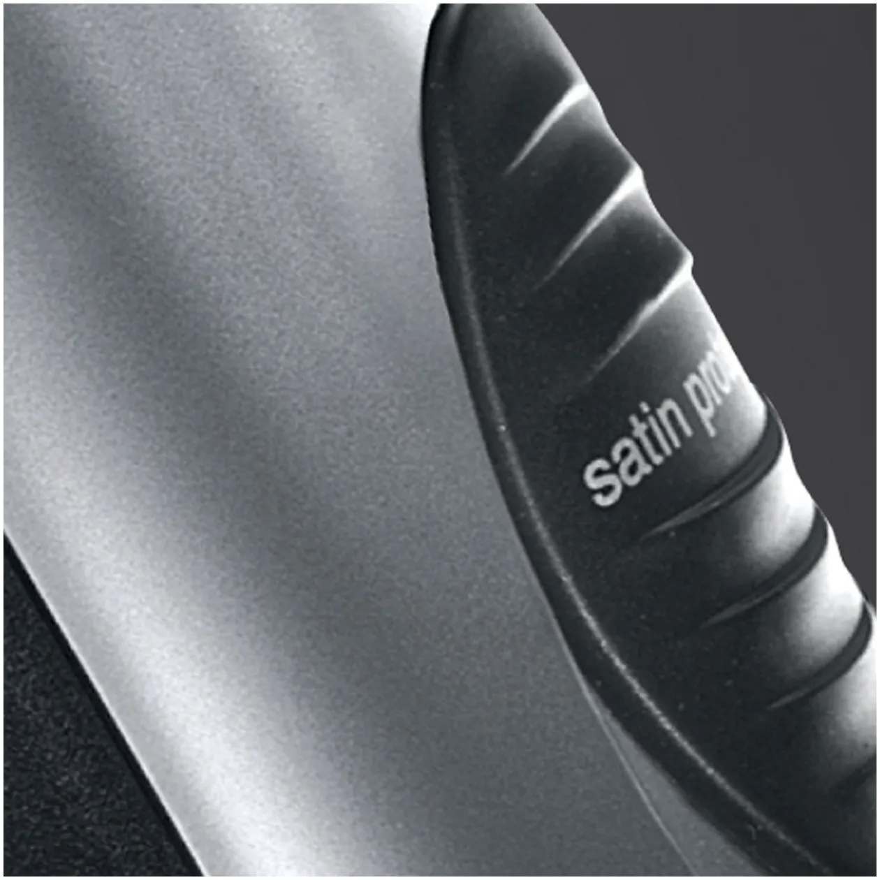 Braun HD710 Satin-Hair 7 Zwart