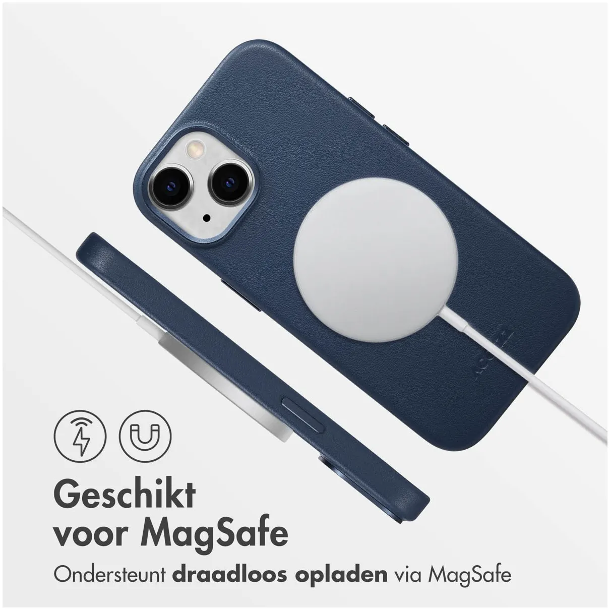 Accezz MagSafe Leather Backcover iPhone 15 Blauw