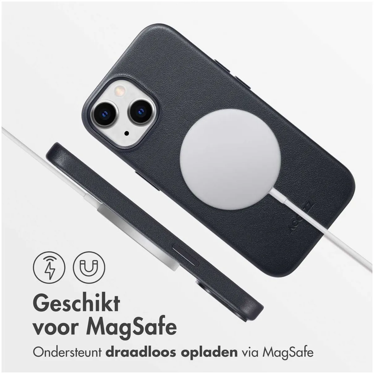 Accezz MagSafe Leather Backcover iPhone 15 Zwart
