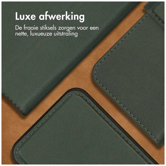 Accezz Premium Leather 2 in 1 Wallet Bookcase Samsung Galaxy A34 (4G) Groen