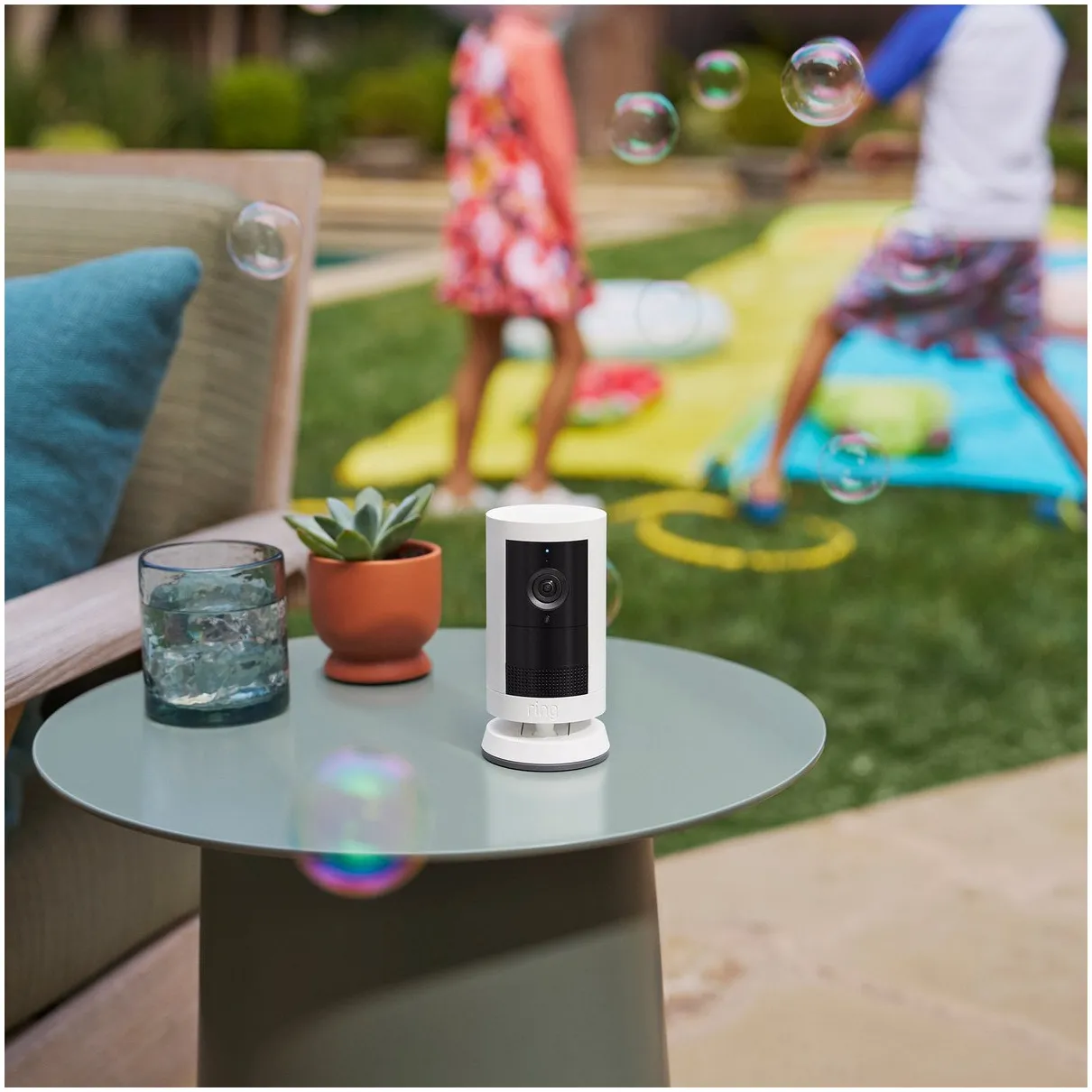 Voor Ring Outdoor Cam Plus 2025, aan de muur