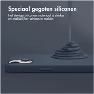 Accezz Liquid Silicone Backcover met MagSafe voor Samsung Galaxy S24 FE Donkerblauw