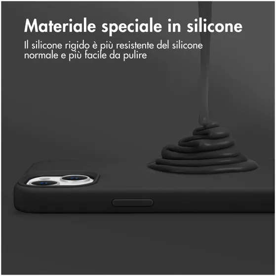 Accezz Liquid Silicone Backcover met MagSafe voor Samsung Galaxy S24 FE Zwart