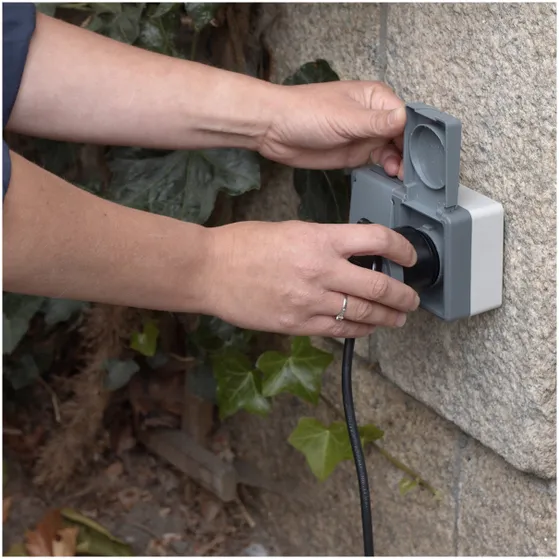 KlikAanKlikUit AGC2-3500R stekkerset buiten met 2 stekkers & afstandsbediening Zwart