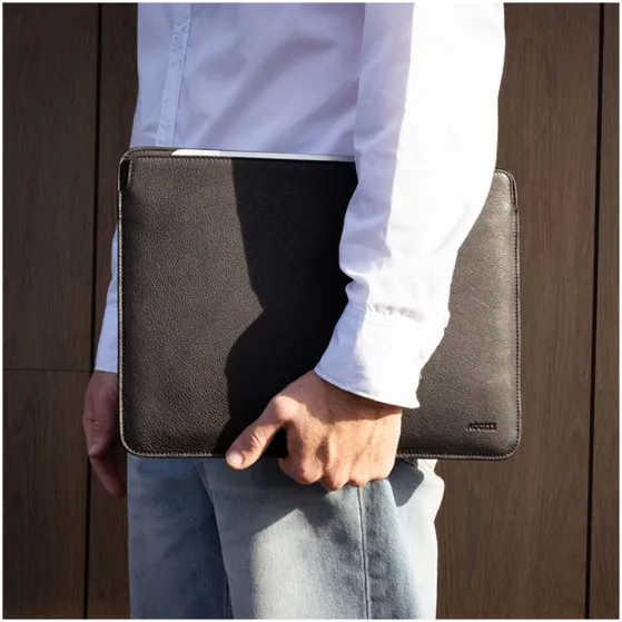 Accezz Leather hoes voor MacBook 14 inch Zwart