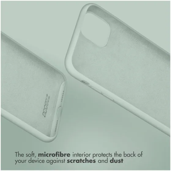 Accezz Liquid Silicone voor Apple iPhone 13 Lichtblauw