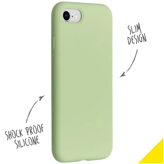 Accezz Liquid Silicone voor Apple iPhone SE (2022 / 2020) / 8 / 7 Lichtgroen
