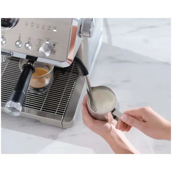 DeLonghi EC9555.BK LA SPECIALISTA OPERA Zwart