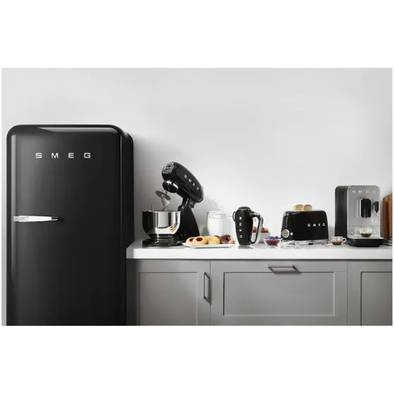 Smeg FAB28RBL6 Zwart