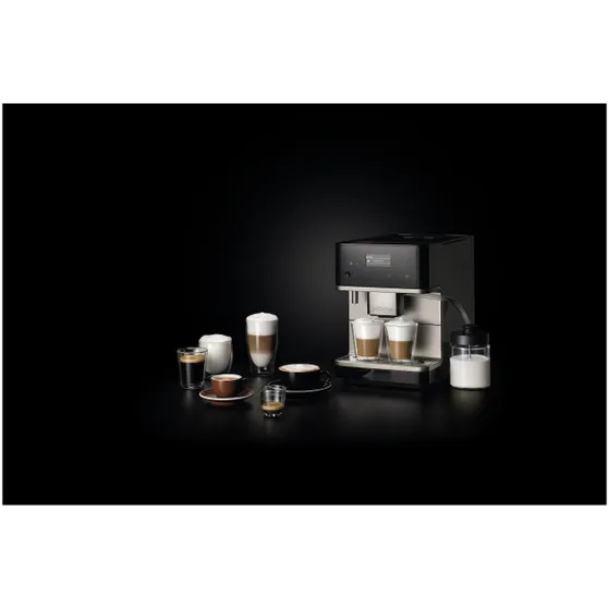 Miele CM 6360 Obsidiaanzwart/Cleansteel
