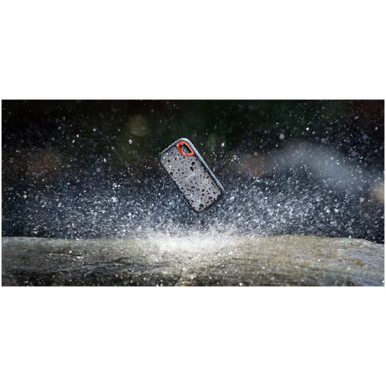 SanDisk SSD Extreme Portable SSD 1050MB/s 4TB