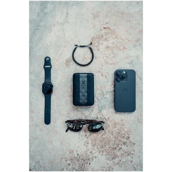 Xtorm uel Series 5 Power Pack  wireless magnetic 10000 mAh Zwart