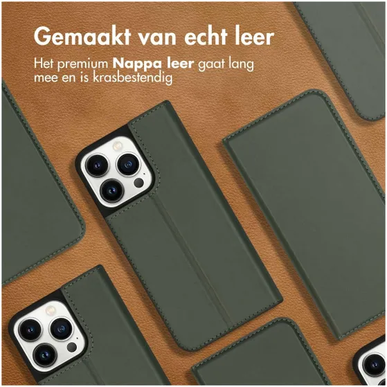 Accezz Premium Leather Slim Book Case voor Apple iPhone 13 Pro Groen