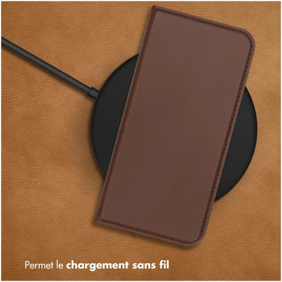 Accezz Premium Leather Slim Book Case voor Apple iPhone 13 Pro Max Bruin