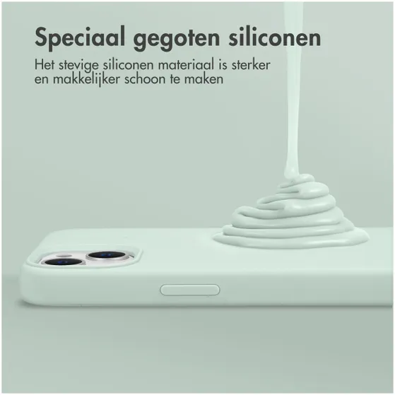 Accezz Liquid Silicone Backcover iPhone 15 Plus Lichtblauw