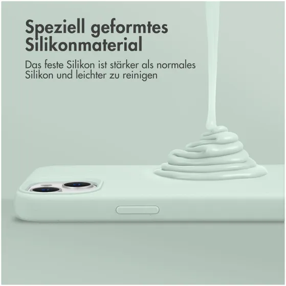 Accezz Liquid Silicone Backcover iPhone 15 Plus Lichtblauw