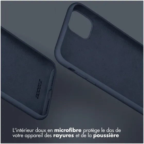 Accezz Liquid Silicone Backcover iPhone 15 Donkerblauw