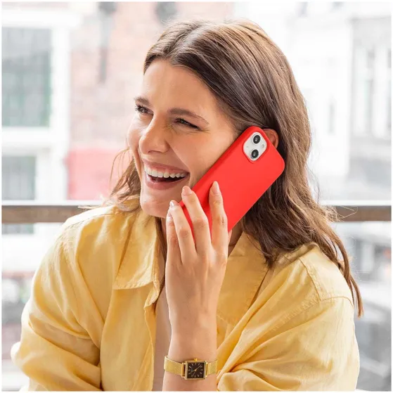 Accezz Liquid Silicone Backcover met MagSafe iPhone 15 Pro Rood