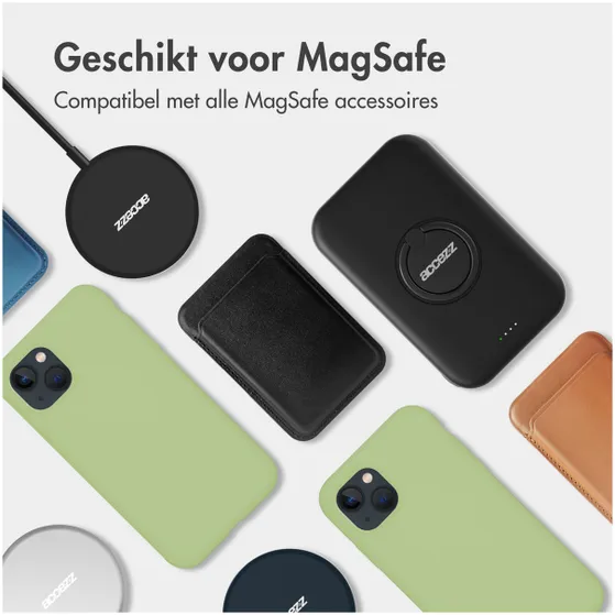 Accezz Liquid Silicone Backcover met MagSafe iPhone 15 Plus Groen