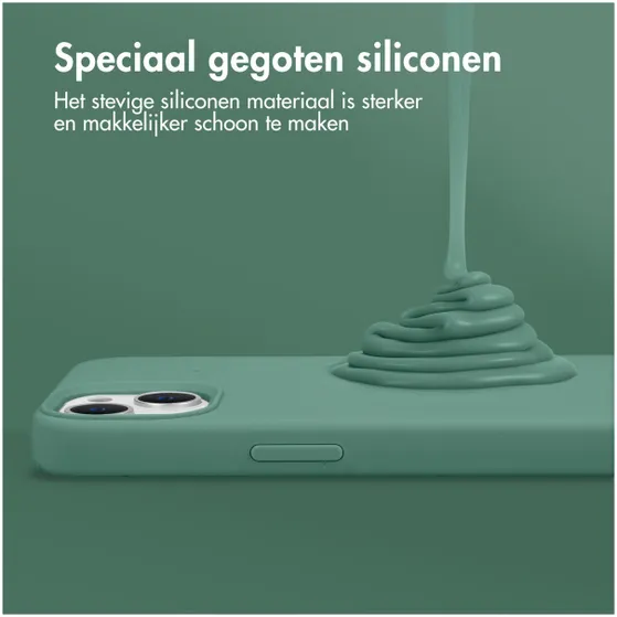Accezz Liquid Silicone Backcover met MagSafe iPhone 15 Plus Donkergroen