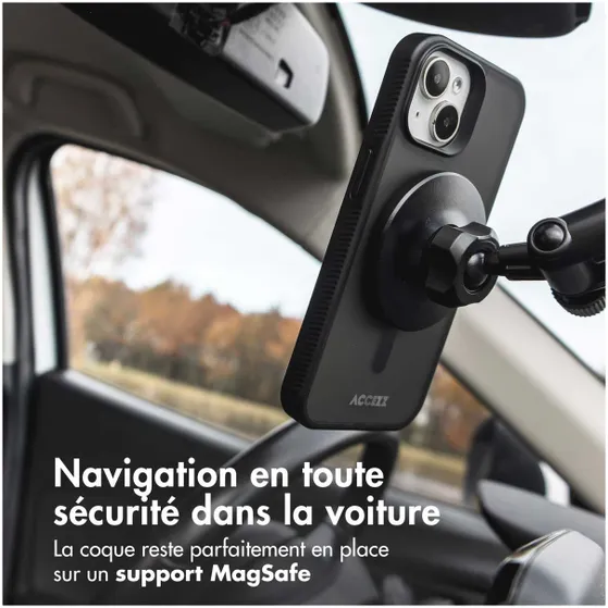 Accezz Rugged Frosted met MagSafe voor Apple iPhone 16 Zwart
