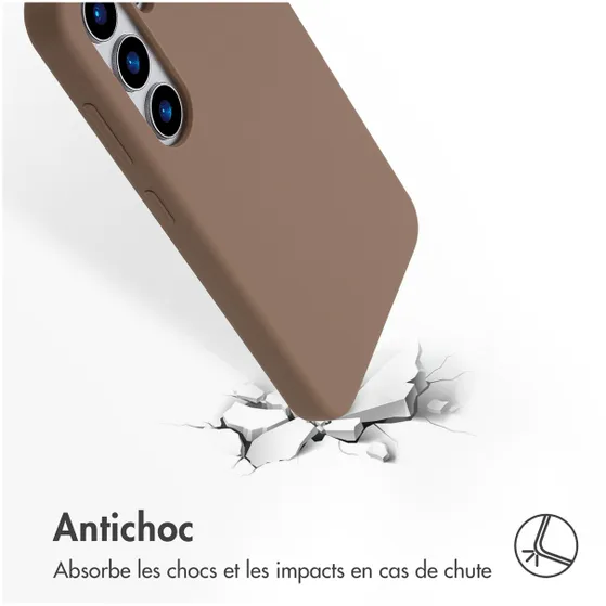 Accezz Liquid Silicone Backcover met MagSafe voor Samsung Galaxy S25 Lichtbruin