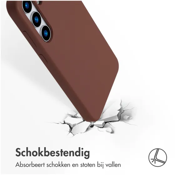 Accezz Liquid Silicone Backcover met MagSafe voor Samsung Galaxy S25 Plus Donkerbruin