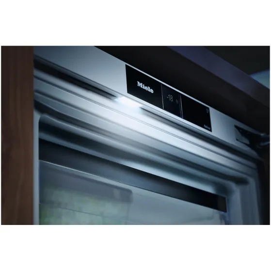 Miele FNUS 7040 D