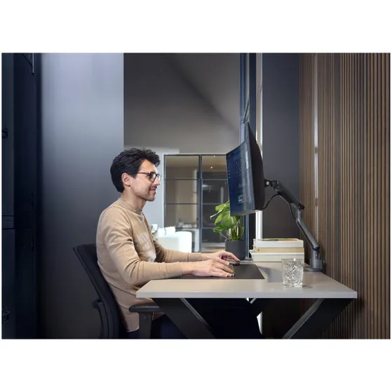 OneForAll DM 7110 Universele enkele monitorarm Zwart