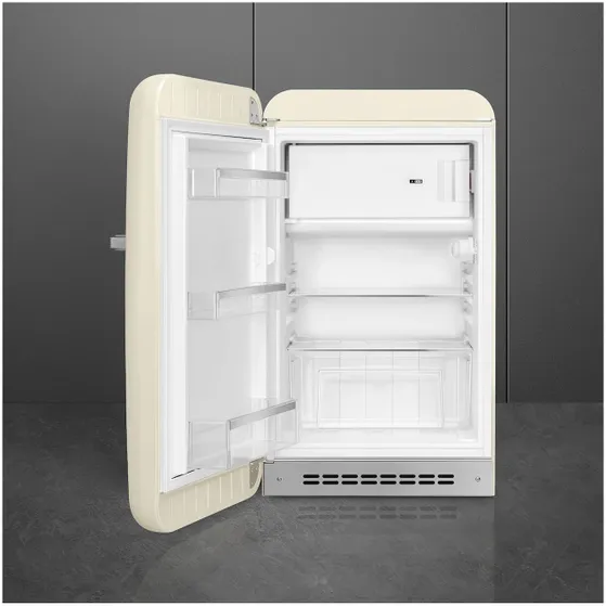 Smeg FAB10LCR6 Creme