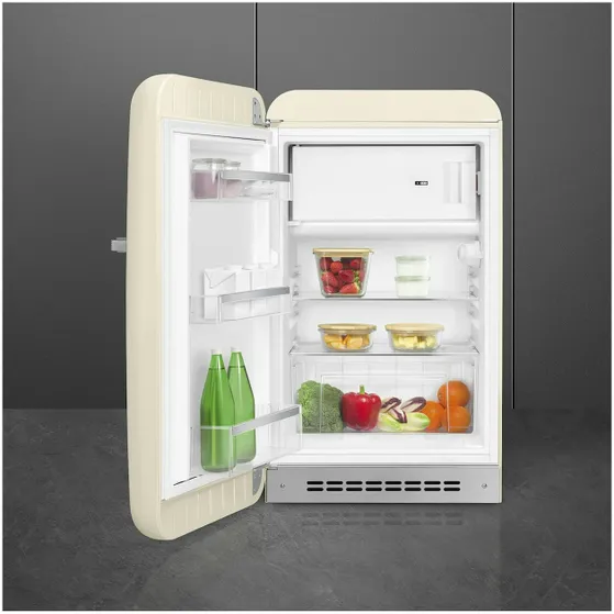 Smeg FAB10LCR6 Creme