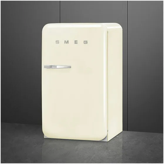 Smeg FAB10RCR6 Creme