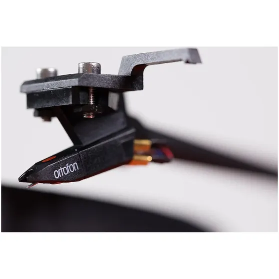 Pro-Ject VT-E BT R Wit