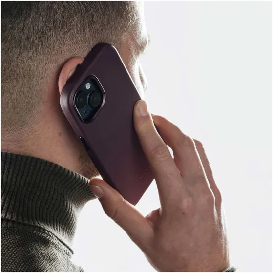 Accezz MagSafe Leather Backcover iPhone 15 Pro Max Paars