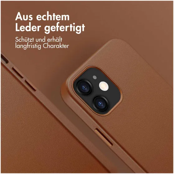 Accezz MagSafe Leather Backcover iPhone 12 (Pro) Bruin