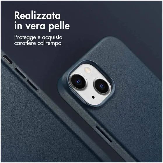 Accezz MagSafe Leather Backcover iPhone 14 Blauw