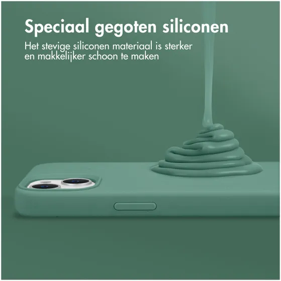 Accezz Liquid Silicone Backcover met MagSafe iPhone 12 (Pro) Groen