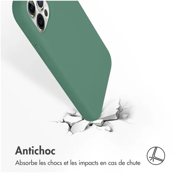 Accezz Liquid Silicone Backcover met MagSafe iPhone 12 (Pro) Groen