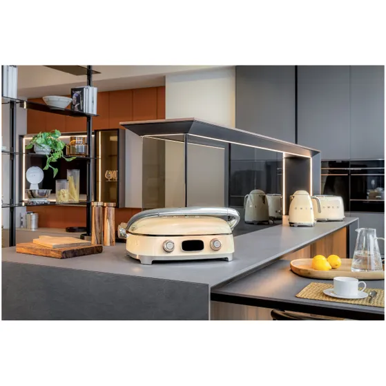 Smeg MGF01CREU Creme