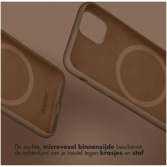 Accezz Liquid Silicone Backcover met MagSafe iPhone 16 Pro Lichtbruin