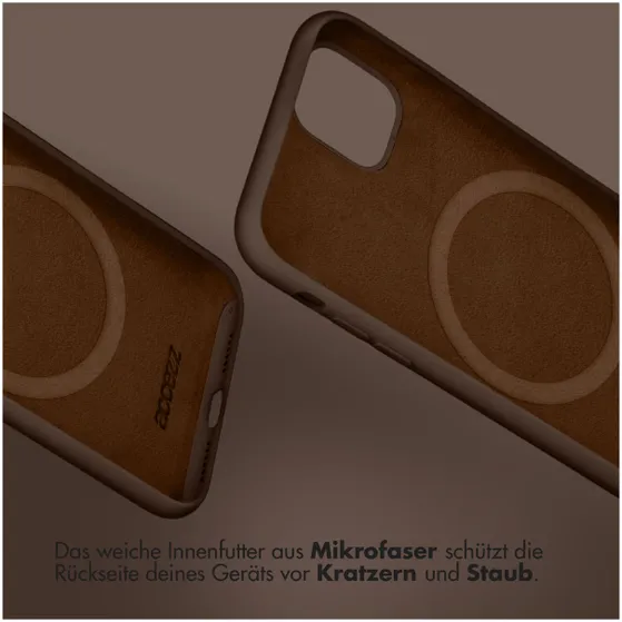 Accezz Liquid Silicone Backcover met MagSafe voor Apple iPhone 15 Pro Max Bruin