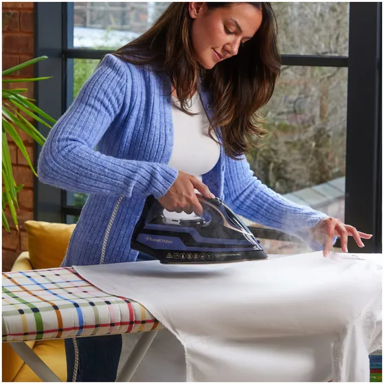 Russell Hobbs Powersteam Ultra Pro Iron
