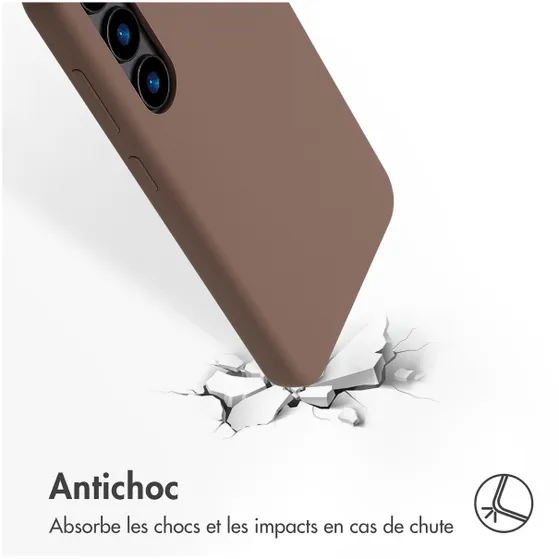 Accezz Liquid Silicone Backcover met MagSafe voor Samsung Galaxy S24 Lichtbruin