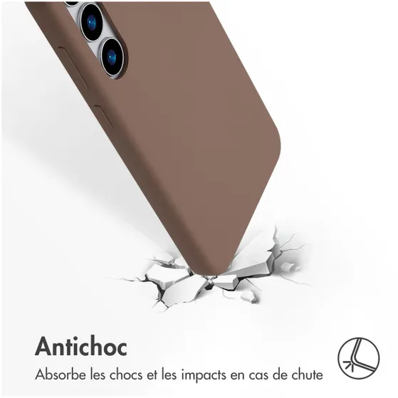 Accezz Liquid Silicone Backcover met MagSafe voor Samsung Galaxy S24 Plus Lichtbruin