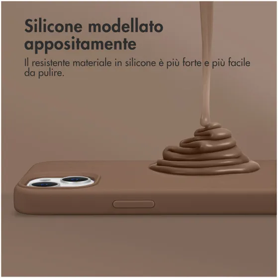 Accezz Liquid Silicone Backcover met MagSafe voor Apple iPhone 15 Pro Max Lichtbruin