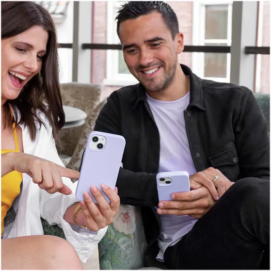 Accezz Liquid Silicone Backcover Google Pixel 8 Paars