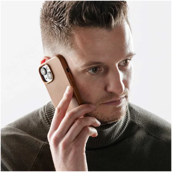 Accezz MagSafe Leather Backcover voor iPhone 16 Pro Max Bruin