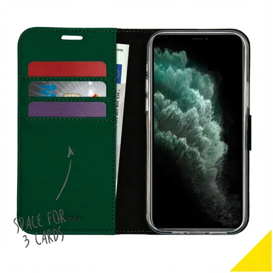 Accezz Wallet Softcase Bookcase iPhone 12 (Pro) Groen